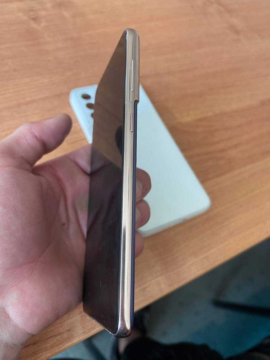 Самсунг С21 + хороший состояние