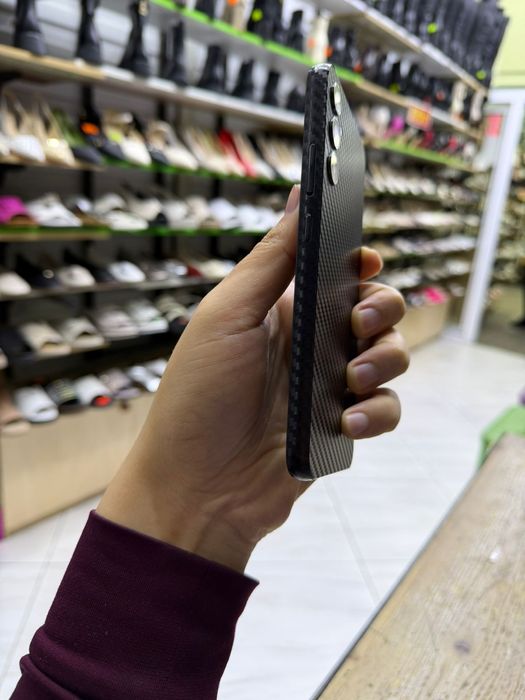 Samsung A34, Карбон