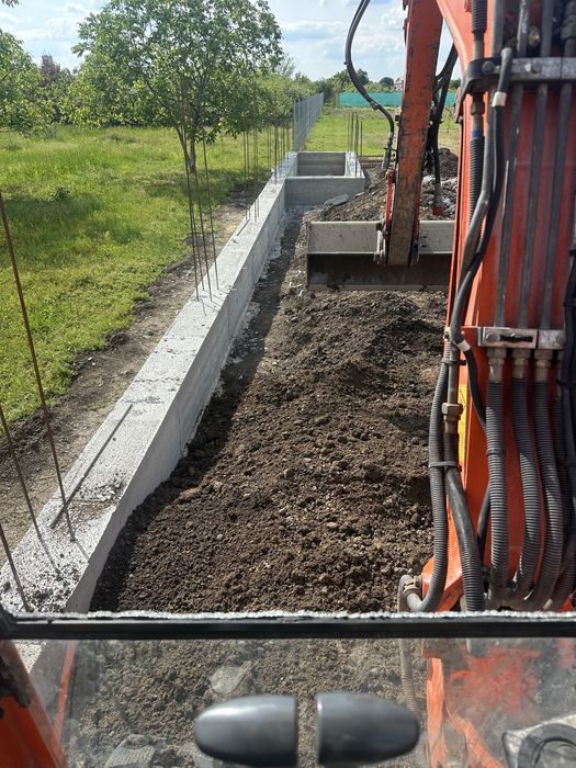 Inchirieri miniexcavator