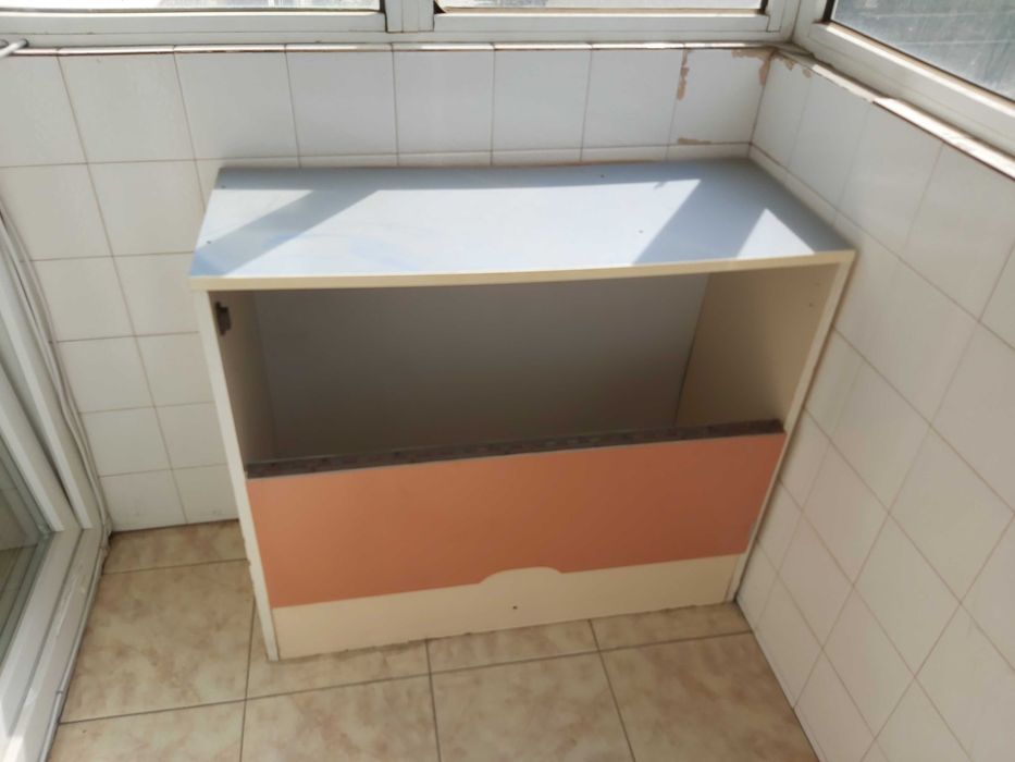 продавам ракла 86 см ширина х 34 см дълбочина х 75 см височина