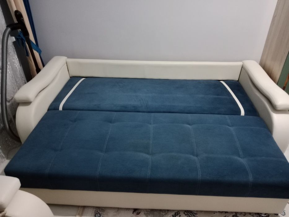 Диван и кресло раскладные оба