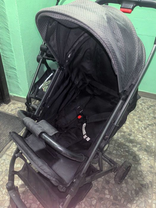 Коляска прогулочная