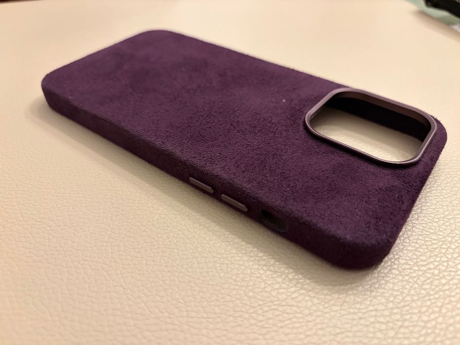 Калъф за iPhone 14 pro max, лилав, алкантара