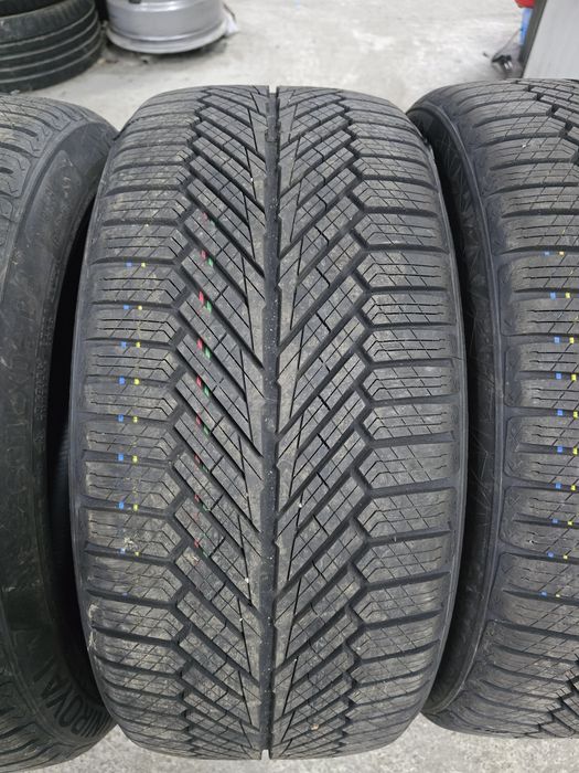 4 Броя НОВИ 255/40/20 Uniroyal 2025dot