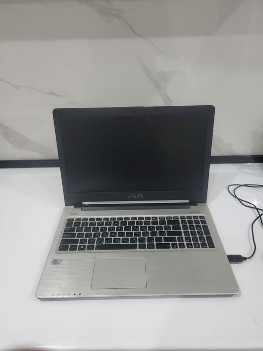 Ноут 464гб  бары жаксы ыстеп тур