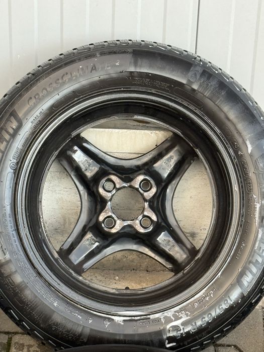Set roți originale Dacia R15 + Michelin CrossClimate 2 DOT 2024 + capace