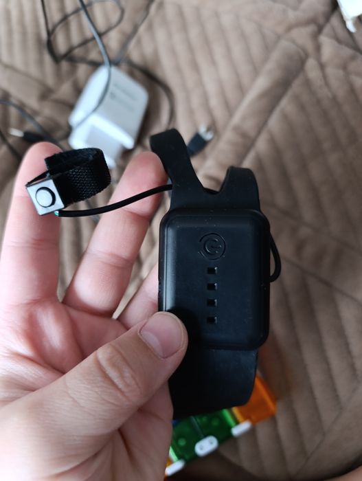 Tracker 2.4GHz дрон на руке