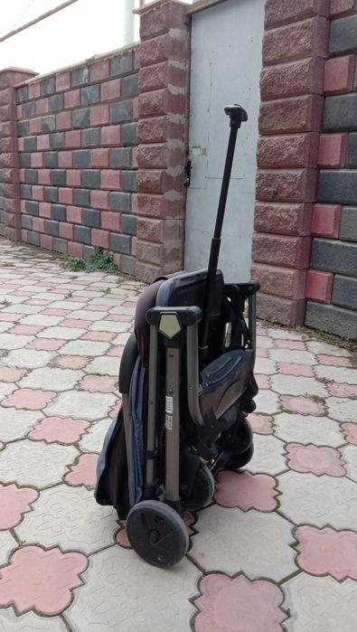 Прогулочная коляска чемодан