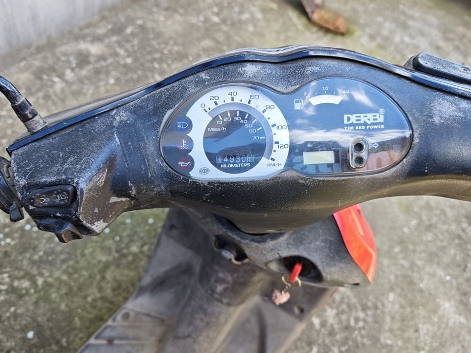 Скутер Derbi Atlantis