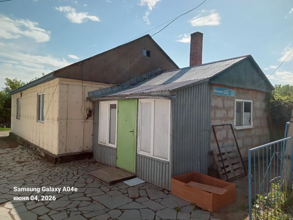 Продам  3 дом на разбор