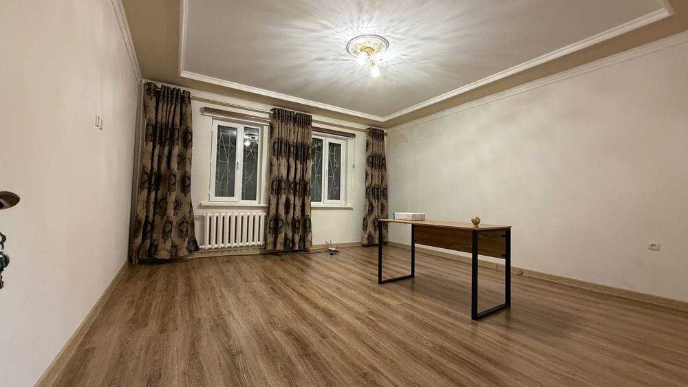 Сдается Офис 65 кв.м ул.Чехова Фидокор ор-р Шевченко 12 у.е за кв.м