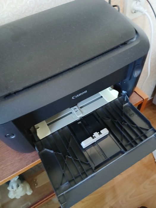 Принтер Epson с черно-белой печатью