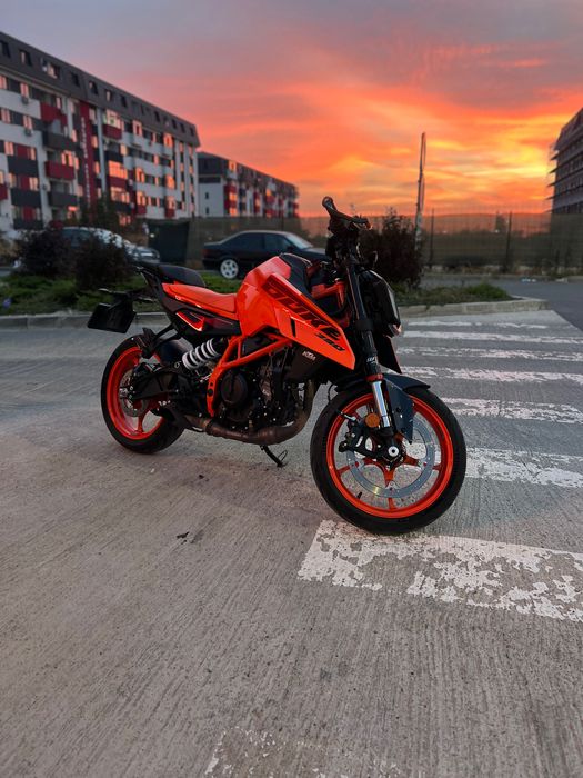 KTM duke 390 2024