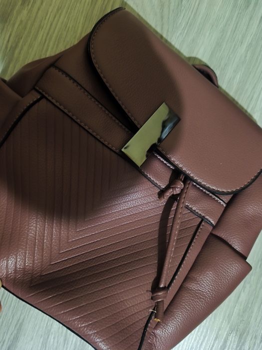 Дамска Нова раница!