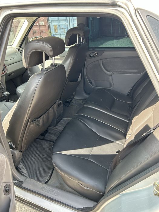 Продам Saab 9-3 1999г