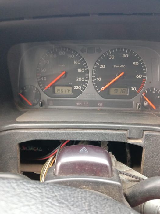 Продам машину срочно