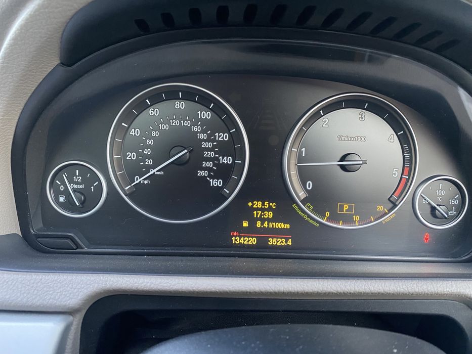 Dezmembrez bmw seria 5 gt euro 5 motor de 3.0 245 cp