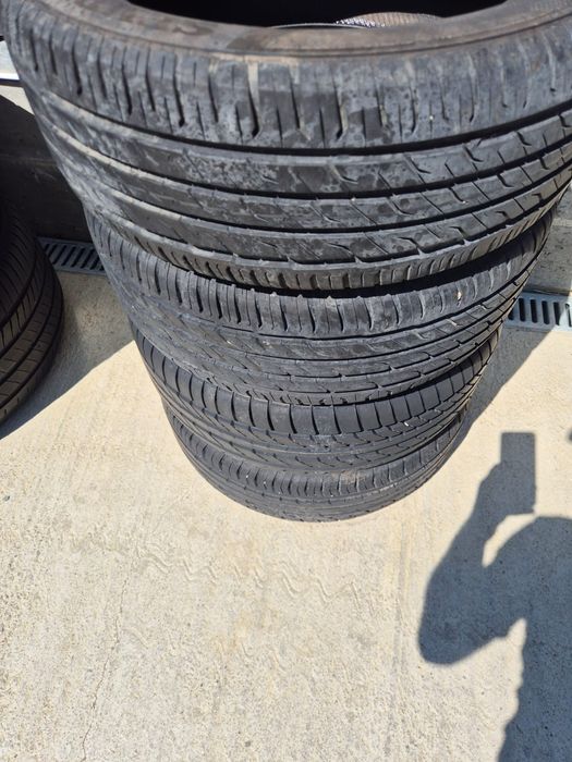 Vand 4 Anvelope Cauciucuri de Vara 205/55/16 Continental și Semperit profil 8 mm