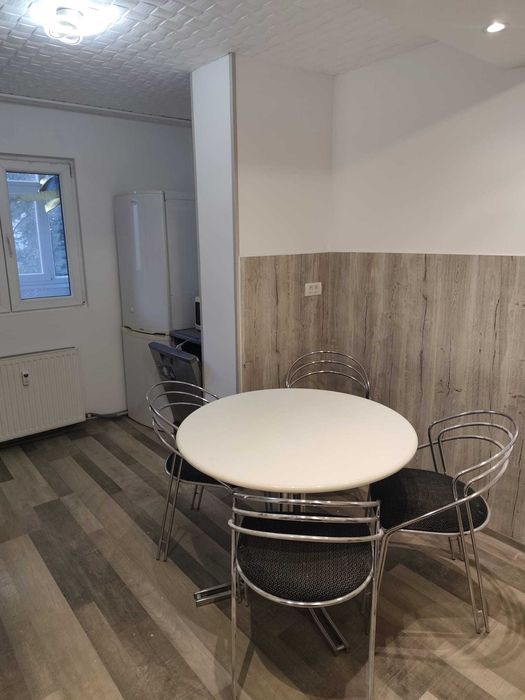 apartament 2 camere de inchiriat