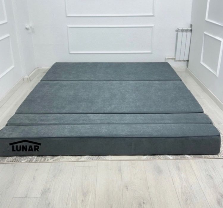 Продам диван раскладной.