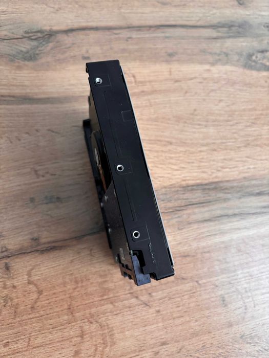 Продам жесткий диск на 2 tb