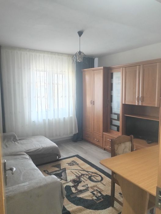 Garsoniera de inchiriat