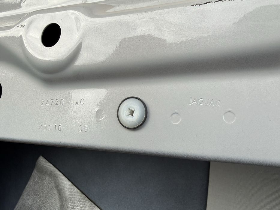 Врата JAGUAR E-PACE | 2021-