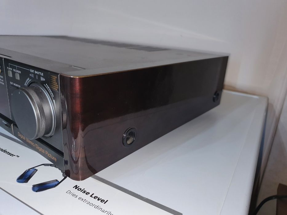 Sony-EV-S1000E i8