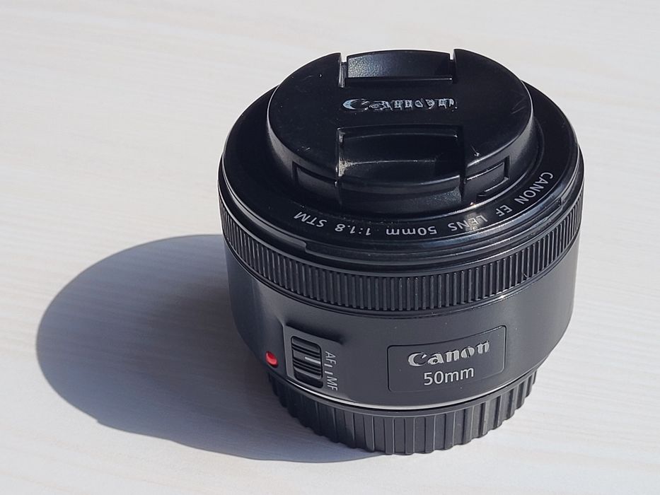 Объектив Canon EF 50mm f/1.8 STM