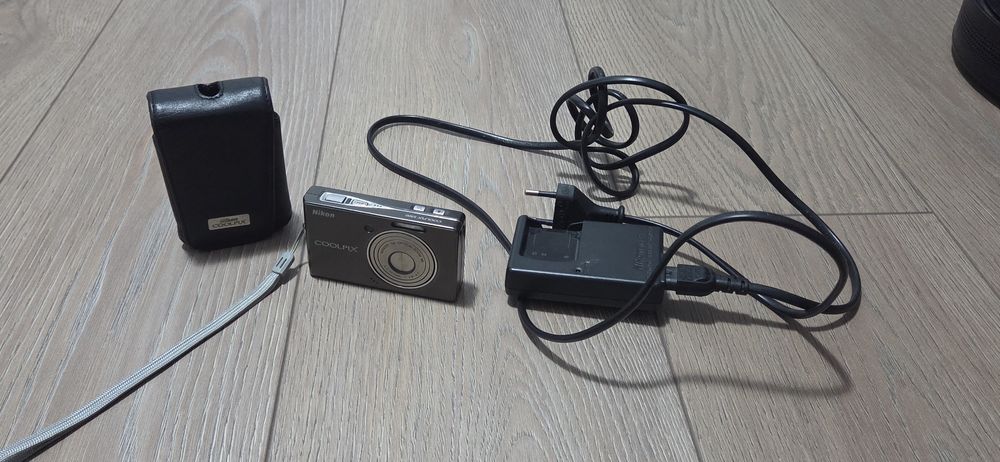 Nikon coolpix s500