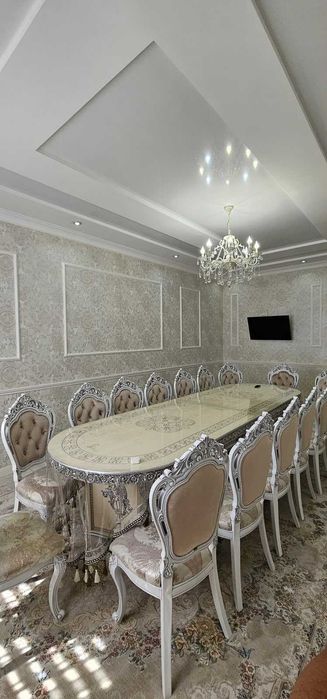 Продам стол со стульями комплект