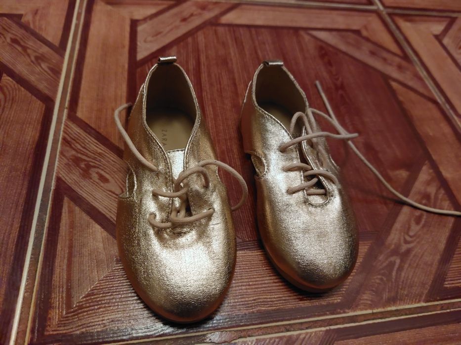 Pantofi zara marimea 22 noi