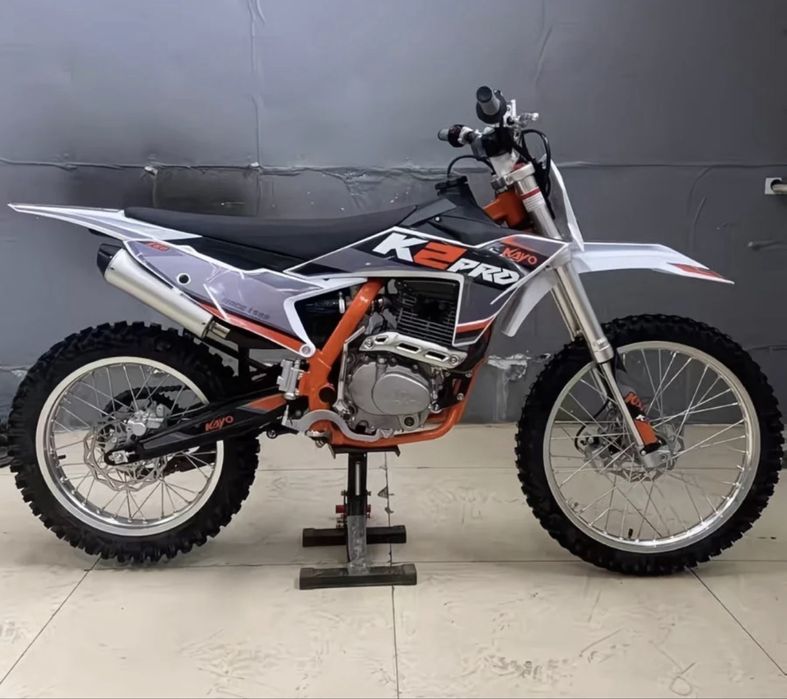 Мотоцикл Kayo и Zuumav