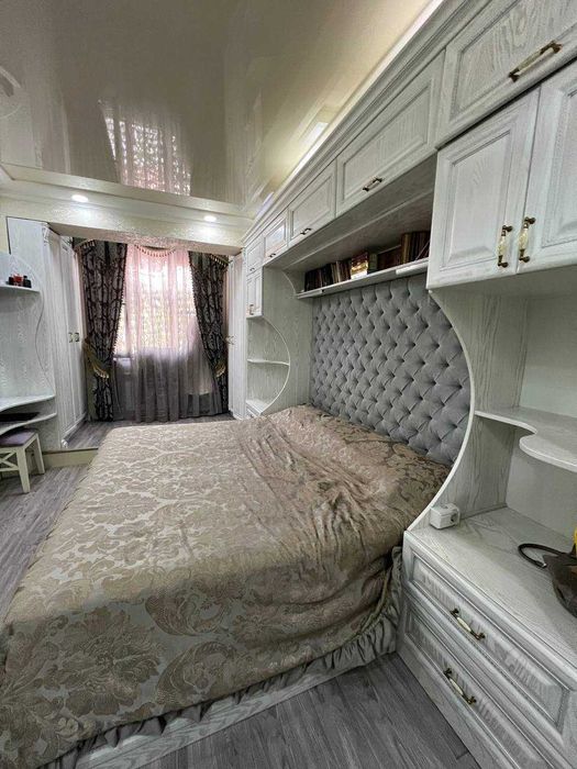 Ц-6, метро Минор, улица Осиё