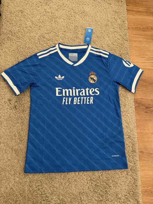 Tricou real madrid