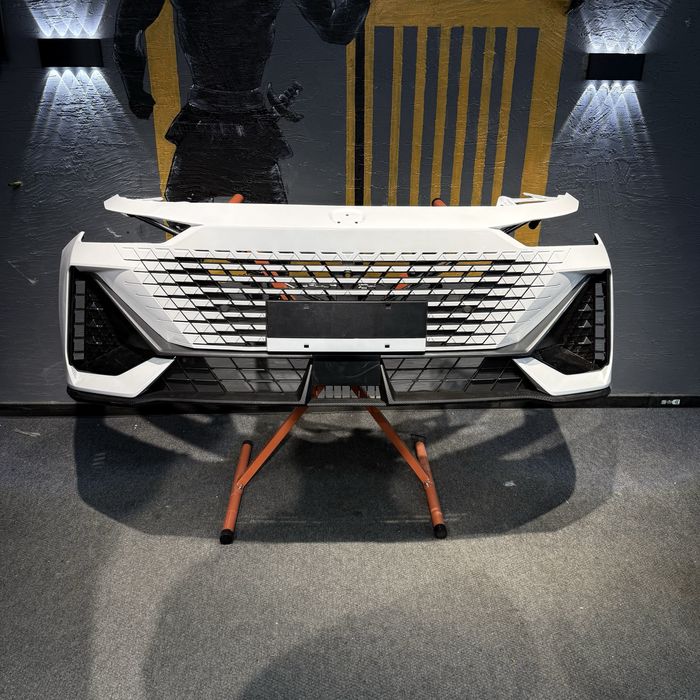 Передний бампер в сборе changan uni-v