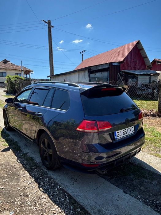 Golf 7  2.0  150cp