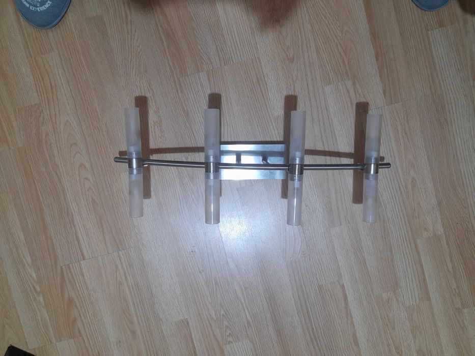 Продавам 1 брой осветително  тяло