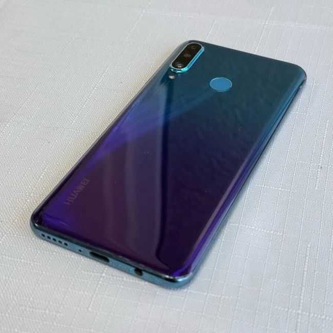 Запазен Huawei P30 Lite Пълен комплект!