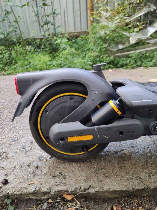 Ninebot KickScooter MAX G2
