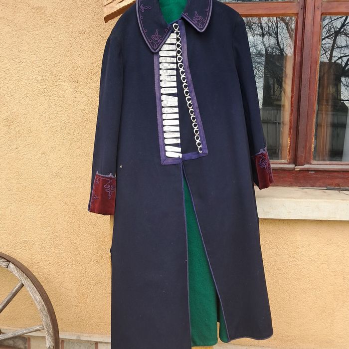 Costum săsesc de sărbătoare