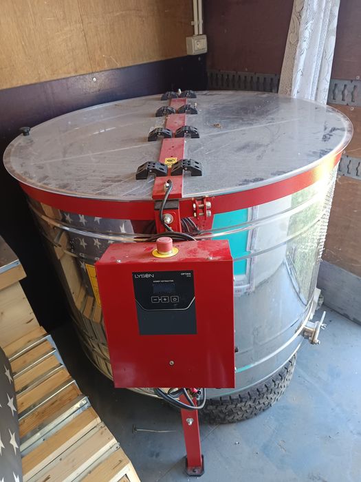 Camion Omologat apicol