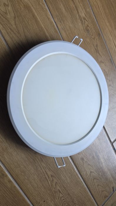 Corp Iluminat LED Incastrat Sylvania  250 - 300  Bucati!  5 lei bucata!