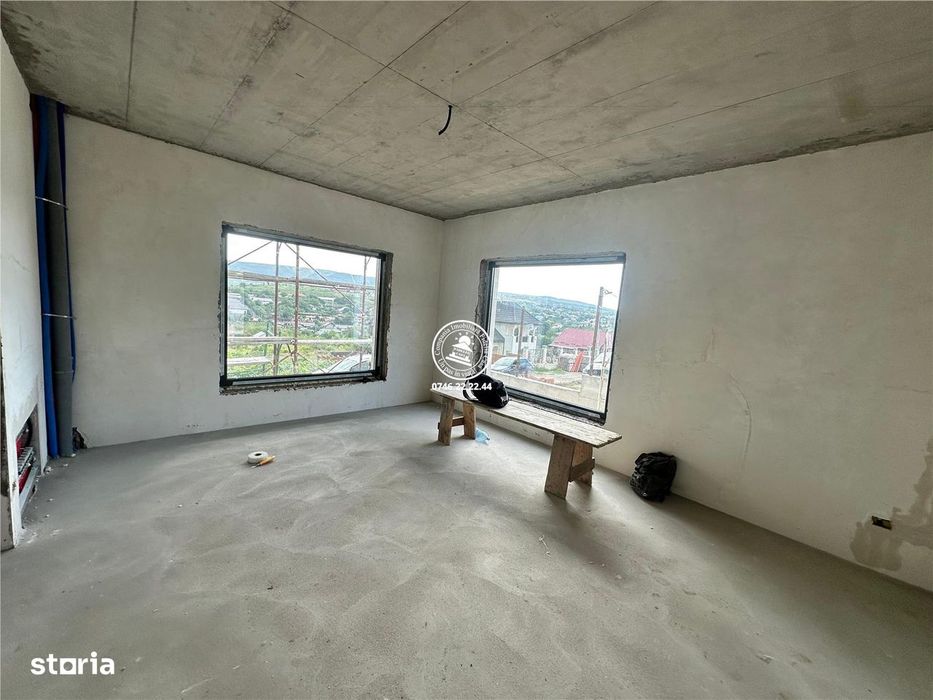 Vila 5 camere de vanzare, Tomesti