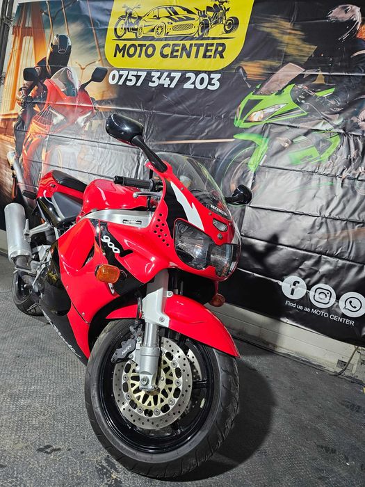 Honda CBR 900 RR