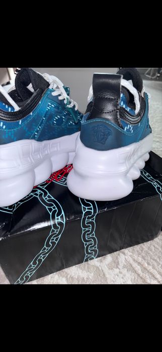 Versace chain reaction blue