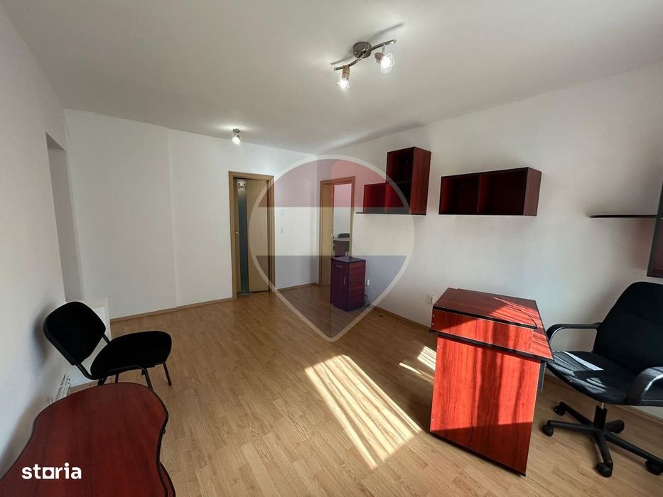 Apartament cu 2 camere de închiriat în zona Centrul Civic