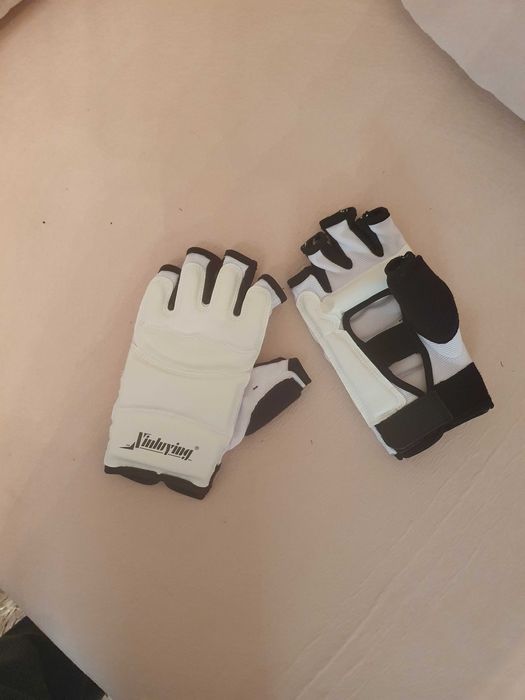 Полупръстови боксови ръкавици за фитнес