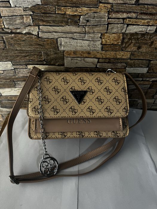 Раница  new Guess