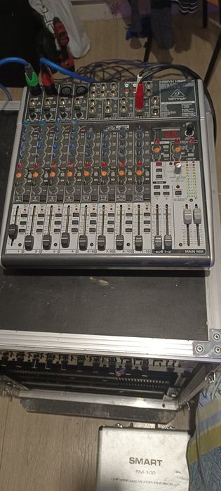 Продам Акустику  хороший звук